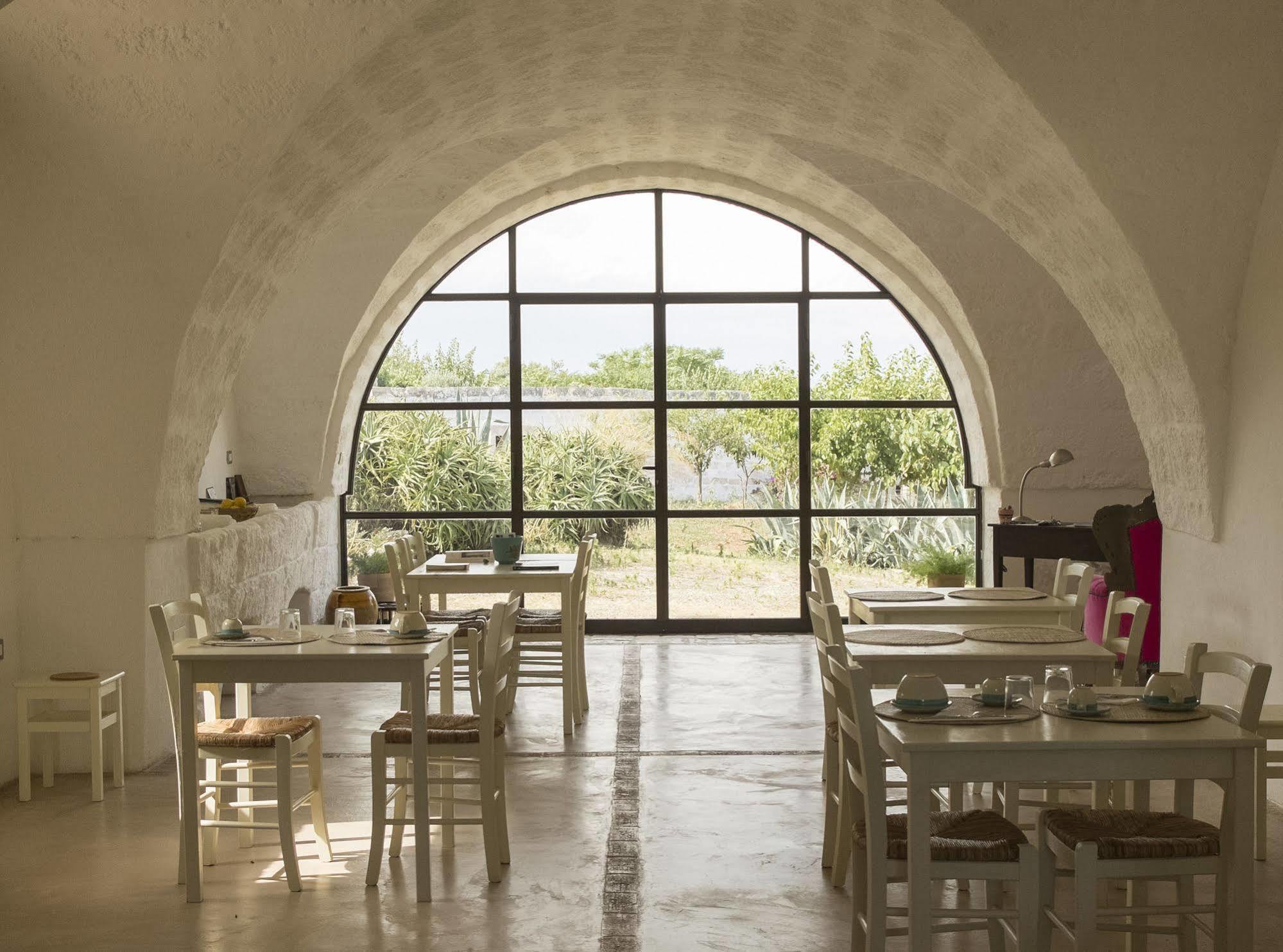 Masseria Palombara Grande Ostuni Εξωτερικό φωτογραφία