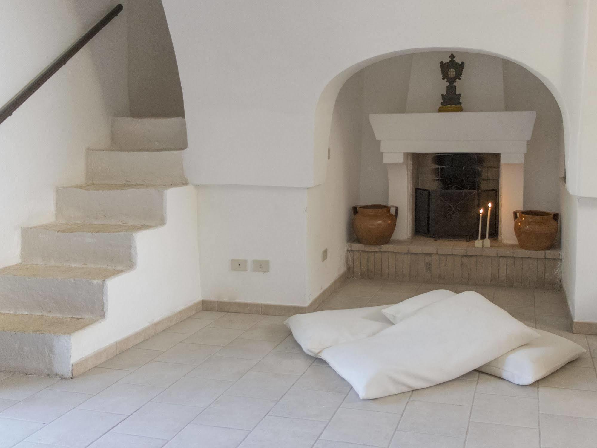 Masseria Palombara Grande Ostuni Εξωτερικό φωτογραφία